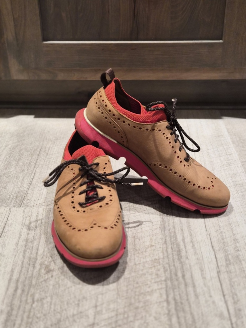 Cole Haan ZERØGRAND Men's Wingtip Lace-Up Sneaker Casual Shoes 10.5 - Picture 2 of 5